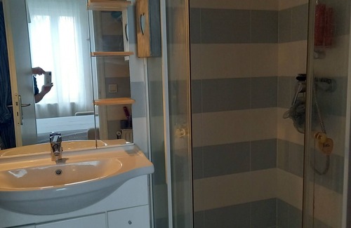 Talence House | Echoppe Avec Piscine Pour 4 Adultes Proche du Centre de Bordeaux