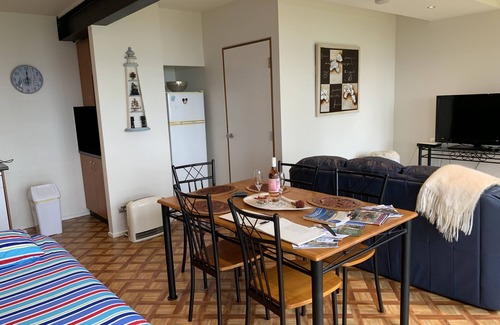 St. Georges Basin Apartment | Echostayz Pelican Bay Waterfront