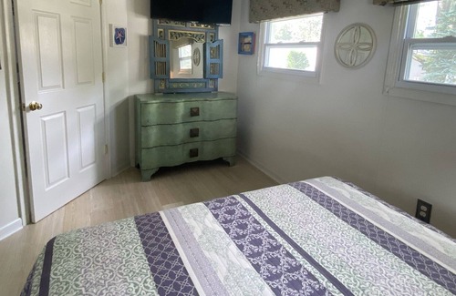 Lake Como Cottage | Eclectic Shore Cottage Lake Como-Spr Lake-Belmar