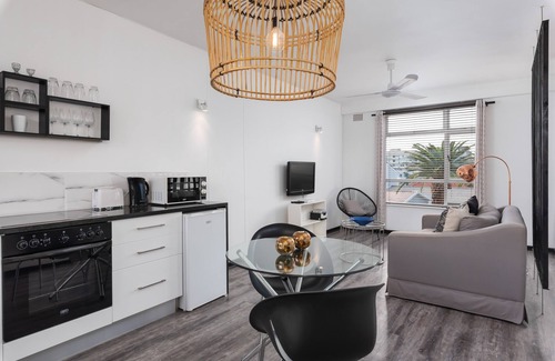 Green Point Apartment | Eclectic Studio - Walk to Green Point's Best Cafes