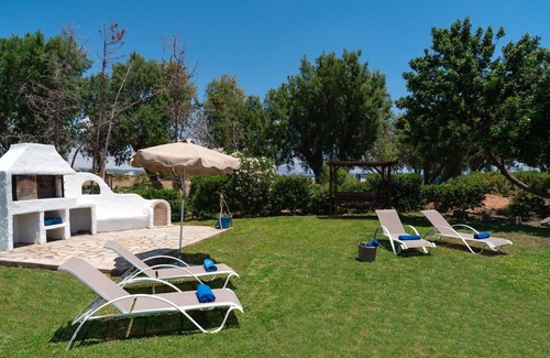 Gennadi Villa | Eco Beachfront Villa