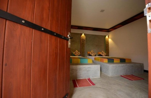 Negombo Hotel | Eco Chalets