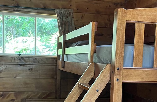 Colville Cabin | Eco Friendly Bush Cabin Retreat on a Tranquil Farm