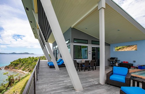 East End Villa | Eco Haute - Romantic Cliffside Villa with Ocean Views & Pool
