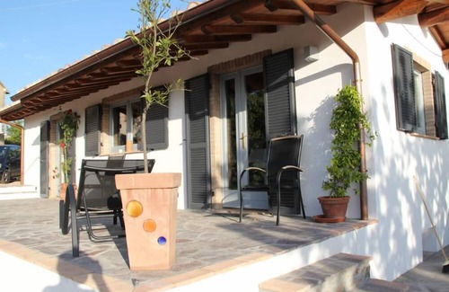 Murci House | Eco house with pool and fantastic views
