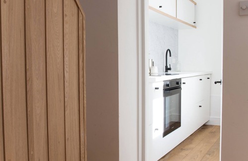 Hove House | Eco townhouse, central Brighton near beach. 4 bedroom & family friendly