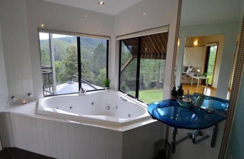 Smiths Creek Cabin | Ecoasis Wellness Sanctuary