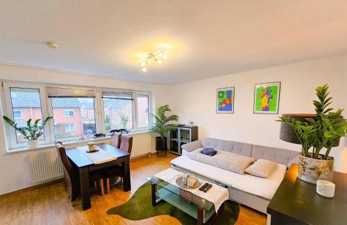 Meppen Apartment | EcoCube 142 - Balkon, 3Zimmer, Schlafsofa, Waschmaschine, Backofen, 6Pers