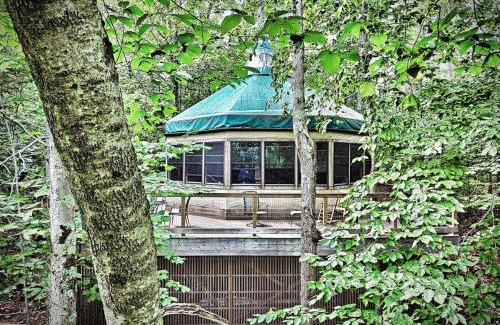 Monmouth House | EcoIsland Events, Weddings, Families, Retreats
