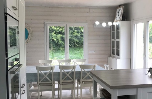 Fontaine-les-Luxeuil House | Ecolodge Plain Pied Avec Terrasses Multiples, 8 Personnes