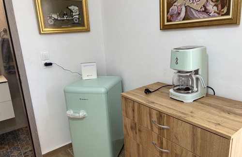 Saronikos Apartment | Ecological Studio Flat in Kalyvia Thorikou, Greece