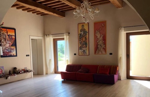 Fauglia Villa | Ecological villa with bio-pool nestled in the Toscama countryside