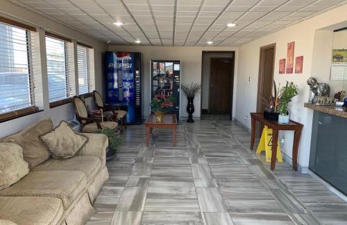 Columbus Hotel | Econo Inn