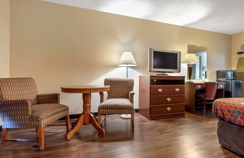 Cortland Hotel | Econo Lodge Cortland
