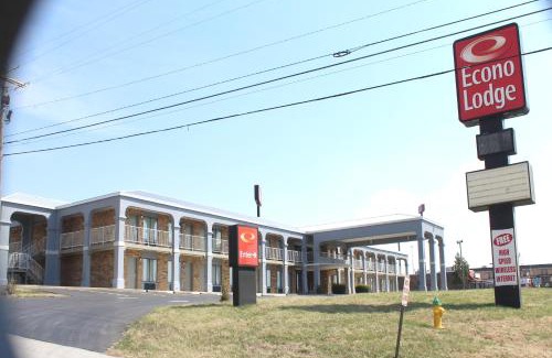 Franklin Cabin | Econo Lodge Franklin South