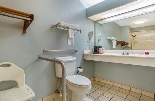 Philadelphia Hotel | Econo Lodge Inn & Suites
