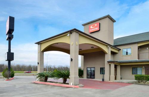 Lakeview  Jefferson County Hotel | Econo Lodge Inn & Suites Port Arthur near Sabine Pass