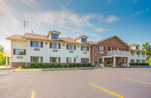 Ripley Hotel | Econo Lodge Inn & Suites