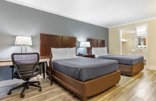 Conway Hotel | Econo-Lodge of Conway