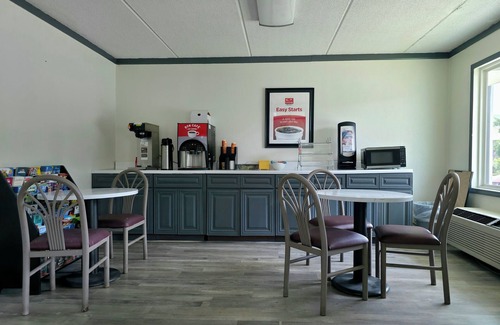 Lavonia Hotel | Econo Lodge