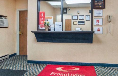 Manchester Cabin | Econo Lodge