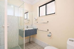Waterford West Cabin | Econo Lodge Waterford