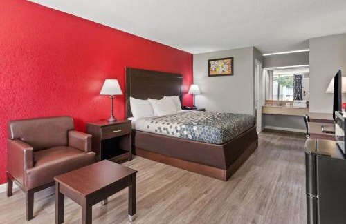 Andalusia Hotel | Econolodge
