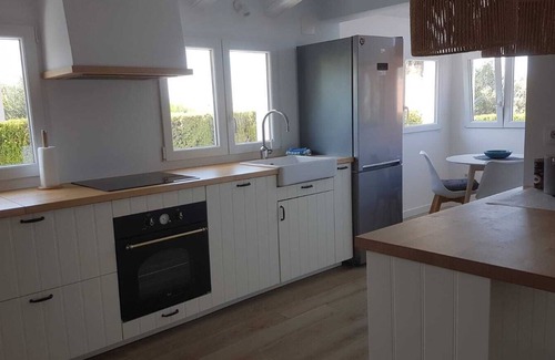Pedreguer House | Economical solar house in La Sella with sea view, air conditioning, gas heating.