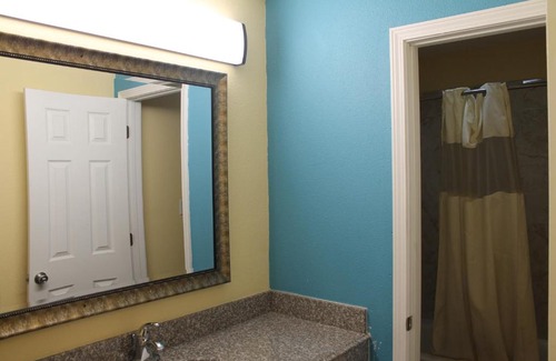Pauls Valley Hotel | Economy Inn Express