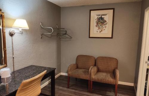 North and East Hotel | Economy Inn Richmond
