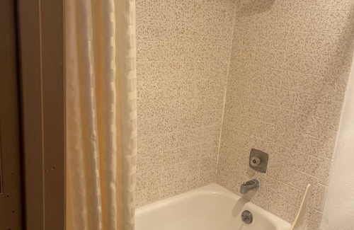 Florence Hotel | Economy Inn