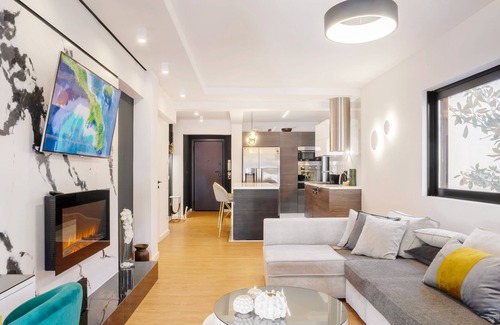 Alimos Apartment | EcoStay-Infinity 2bdr business class apartment by the sea