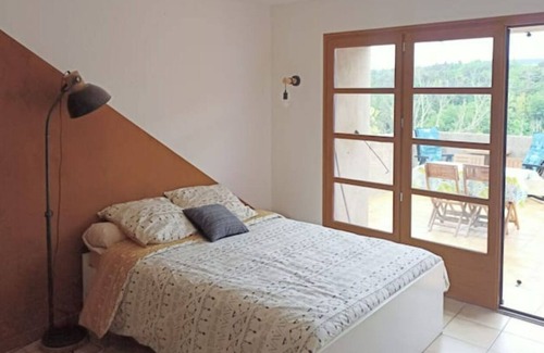 Colombier-le-Vieux Apartment | Ecrin de Verdure en Ardèche