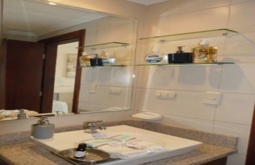 Guayaquil Apartment | Ecuabook Puerto Santa Ana Suite 911-1