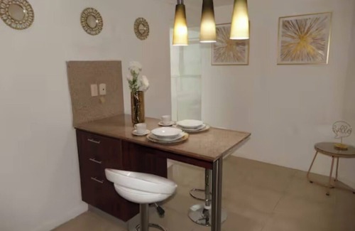 Guayaquil Apartment | Ecuabook Puerto Santa Ana Suite 911-1