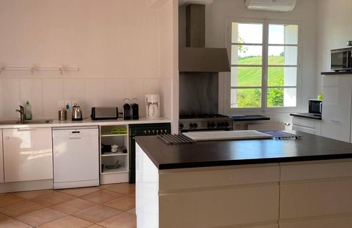 Sainte-Foy-d'Aigrefeuille House | ECURIES de RONSAC