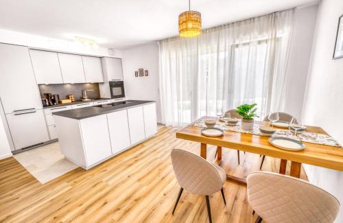 Scheyern Apartment | Edel & Exklusiv - Heimkino, Kochinsel, Parkplatz, XXL-Betten & Mehr
