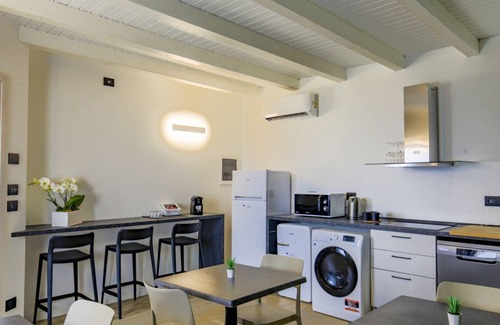 Belluno Apartment | Edelweiss - Room in nature with private bathroom