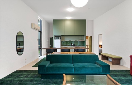 East Geelong Hotel | Eden Oak Geelong