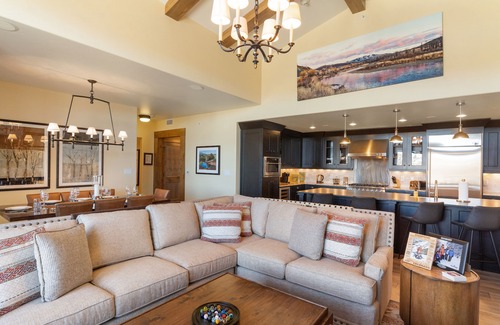 Steamboat Springs Condo | Edgemont 2701 Luxury On Mountain Condo With Ski-In/Ski-Out Access!