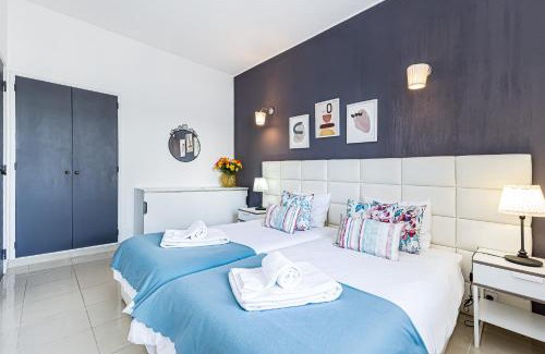 Areias de Sao Joao Apartment | Edif. Valemangude