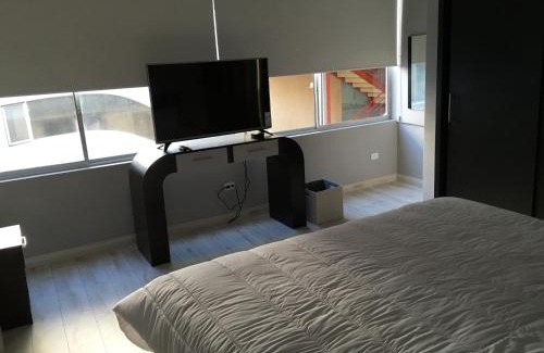 Naciones Unidas Boulevard Apartment | Edificio Tofino