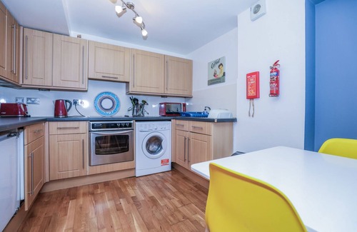 Gifford Apartment | Edinburgh Cozy City Apartment