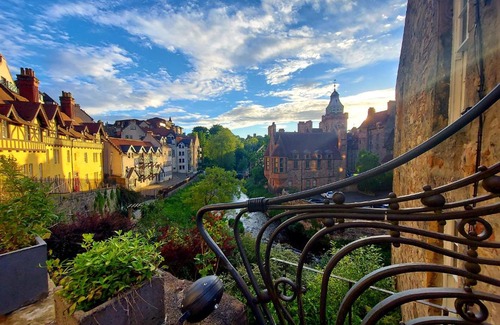 West End Bed & Breakfast | Edinburgh's Dean Village River View Retreat