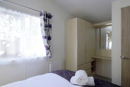 Prestonpans House | Edinburgh - Seton Sands - Rio Caravan - Pet Friendly