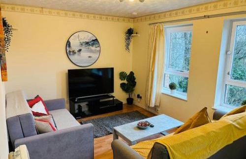 Liberton Apartment | Edinburgh Two Bedrooms Apartment with Free Parking