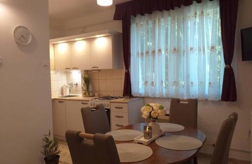 Hajduszoboszlo Apartment | Edit Ház