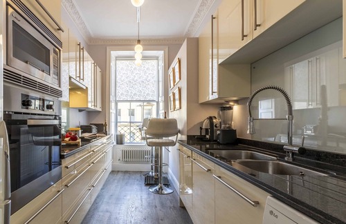 Bath Apartment | Edward Street Apartment | Glamorous and handsome Georgian indulgence