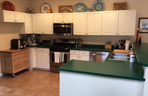 Edwards House | Edwards Spacious town home near Beaver Creek and Vail, walk to Edwards Main St.