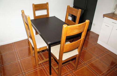 Wolverhampton House | EEE HOMES WOLVERHAMPTON: A pleasant 3-bedroom house with WiFi.